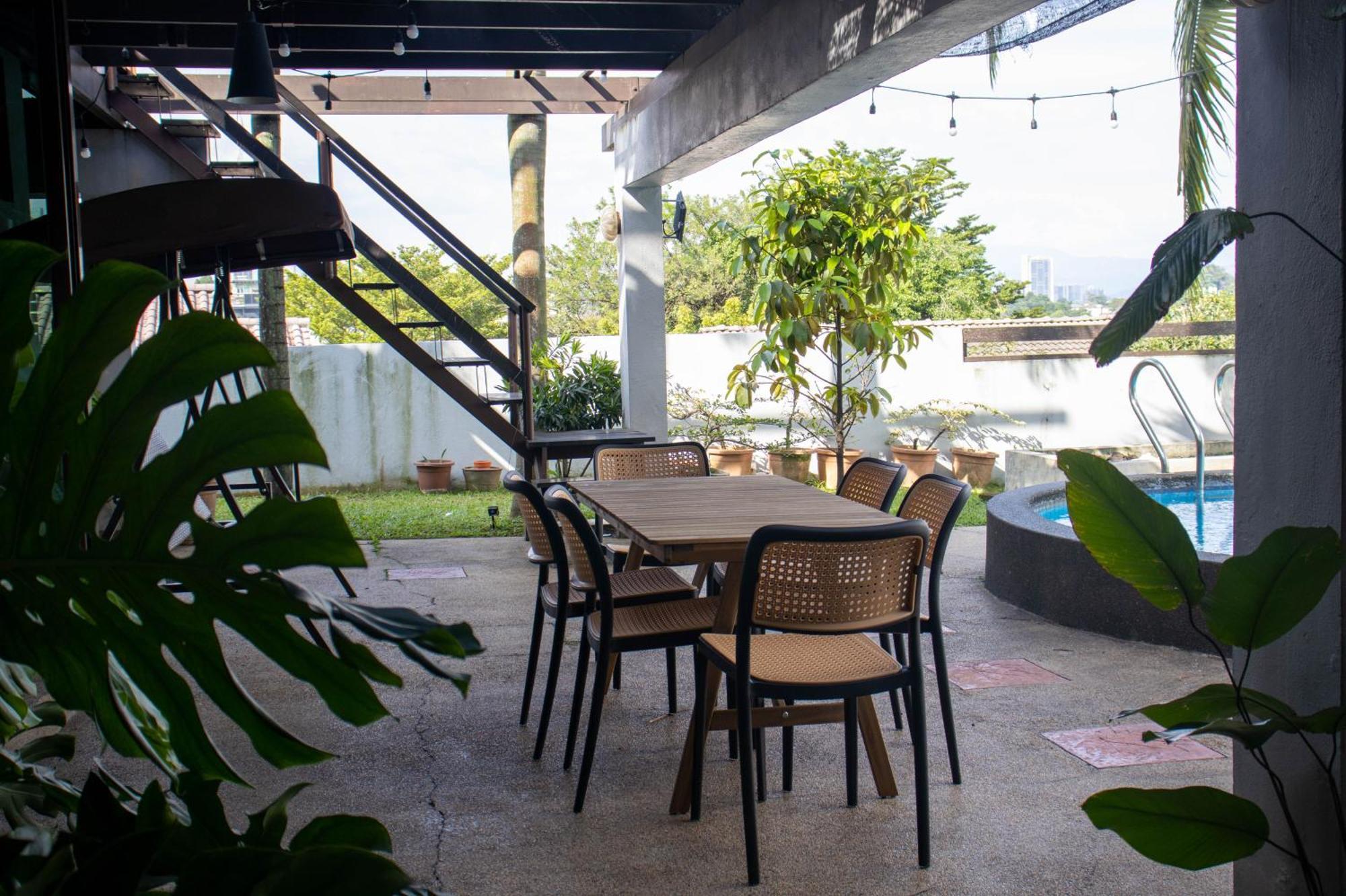 Vila Bangsar Private Pool Kuala Lumpur