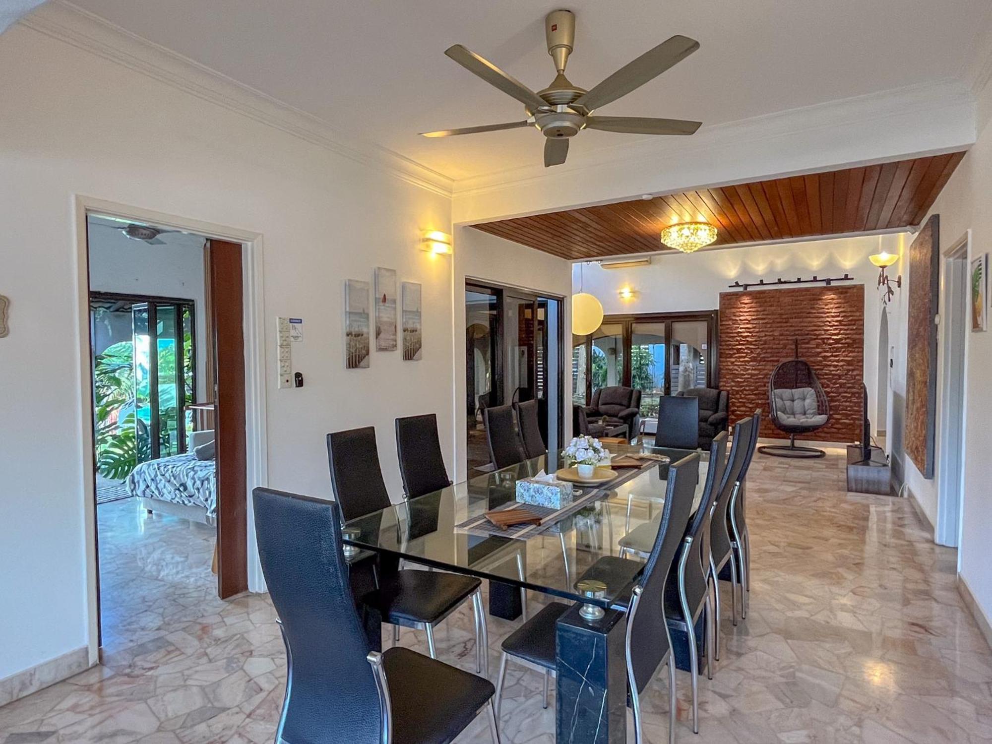 Bangsar Private Pool Villa *